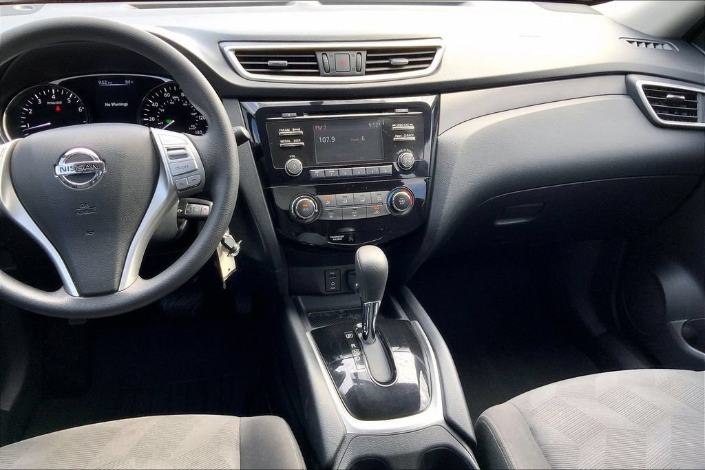 Used 2016 Nissan Rogue S FWD image 9