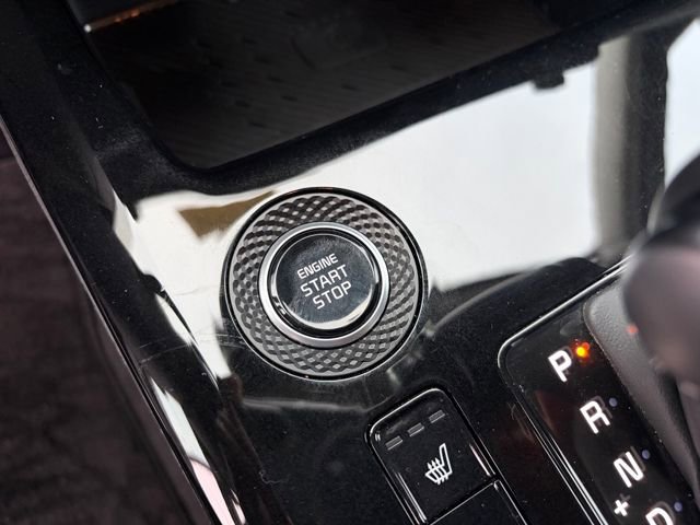 Certified 2023 Kia Niro EX image 5