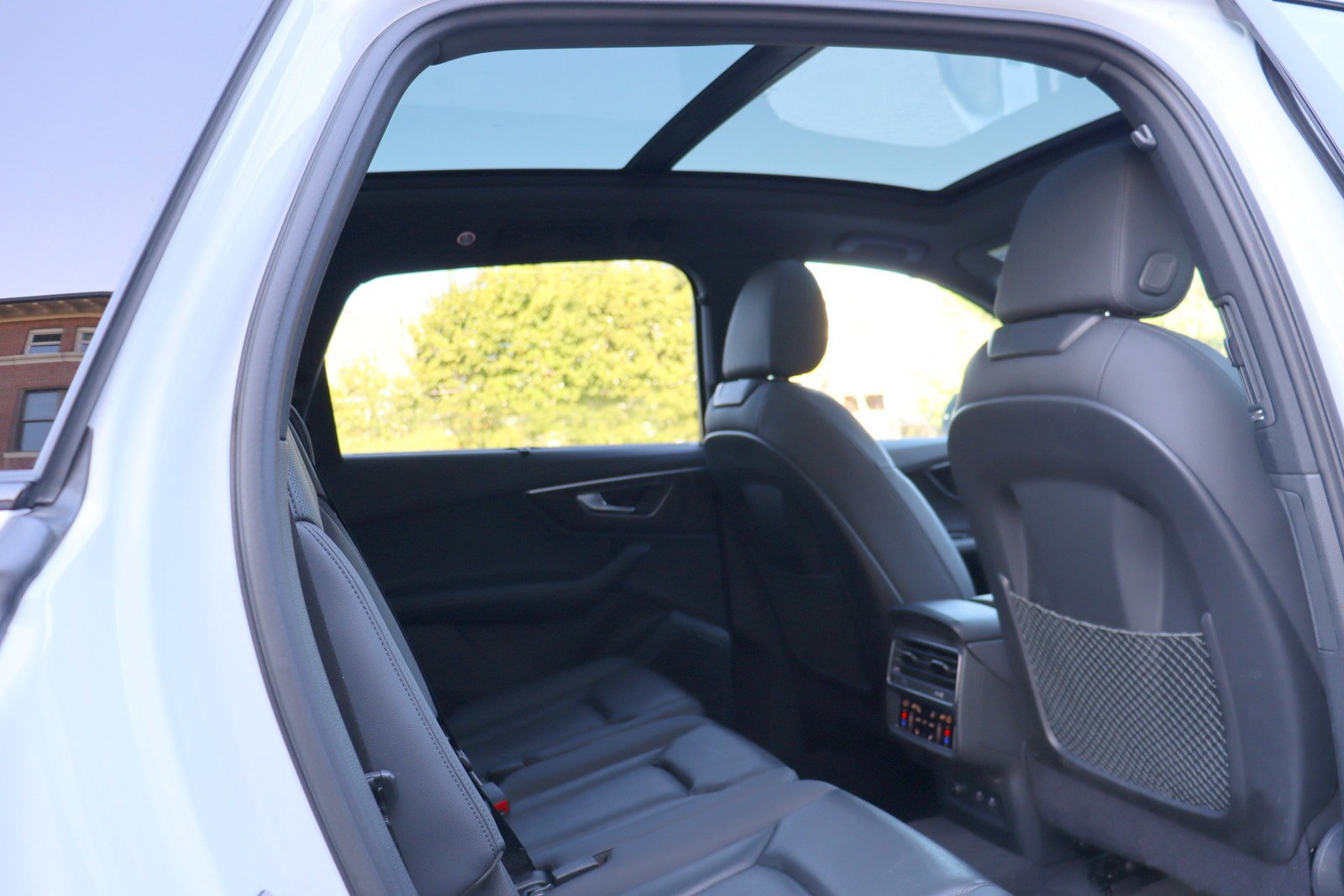 Used 2023 Audi Q7 3.0T Premium Plus w/ Premium Plus Package AWD/4WD image 17