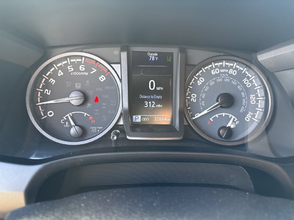 Used 2023 Toyota Tacoma TRD Sport w/ Advanced Technology Package AWD/4WD image 21