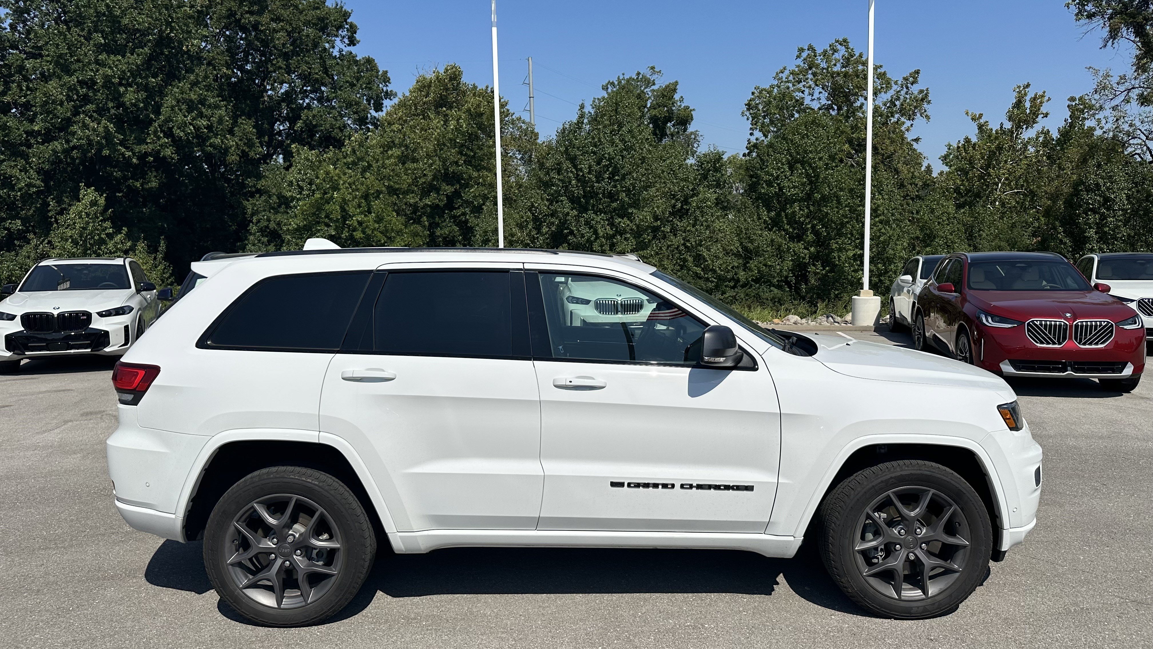 Used 2021 Jeep Grand Cherokee Limited w/ Quick Order Package 28K 80th AWD/4WD image 11