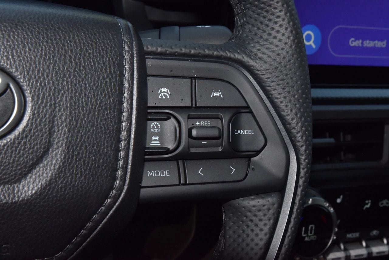 Used 2025 Toyota Tacoma TRD Pro AWD/4WD image 24