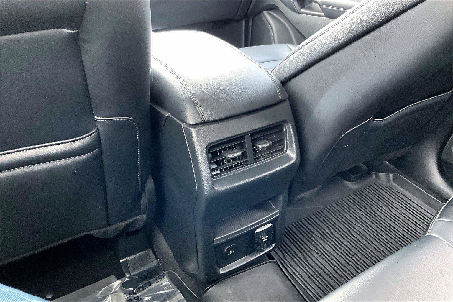 Used 2023 Ford Edge SEL w/ Convenience Package AWD/4WD image 32