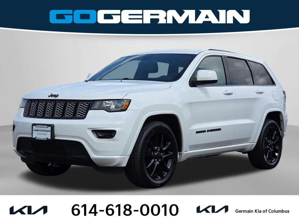 Used 2017 Jeep Grand Cherokee Altitude