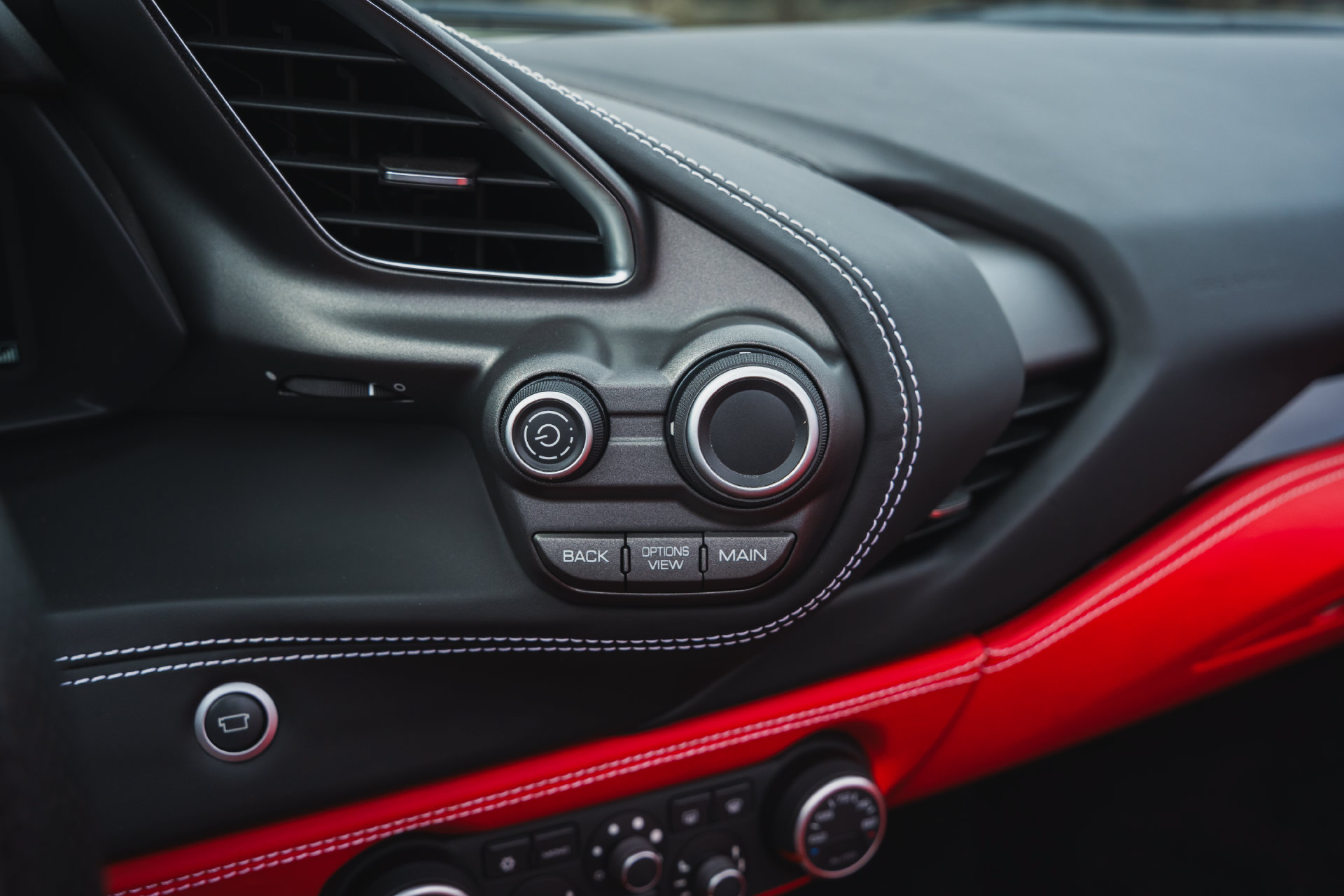 Used 2018 Ferrari 488 Spider RWD image 79