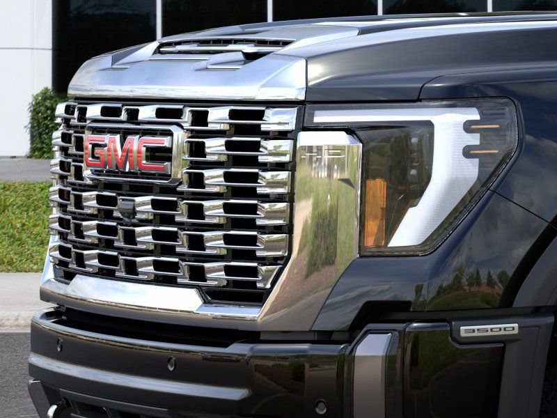 New 2026 GMC Sierra 3500 Denali w/ Denali Reserve Package AWD/4WD image 13