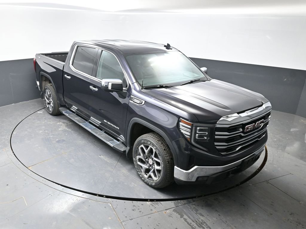 Used 2023 GMC Sierra 1500 SLT w/ SLT Premium Package image 17
