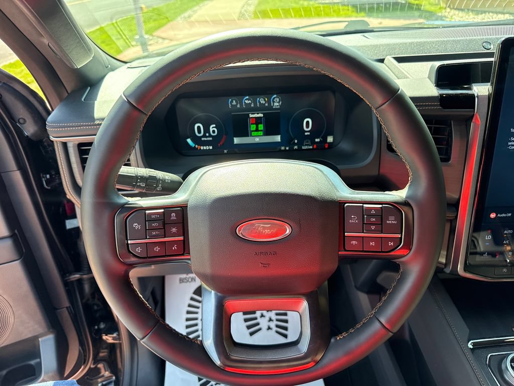 Used 2024 Ford Expedition Max Platinum AWD/4WD image 15