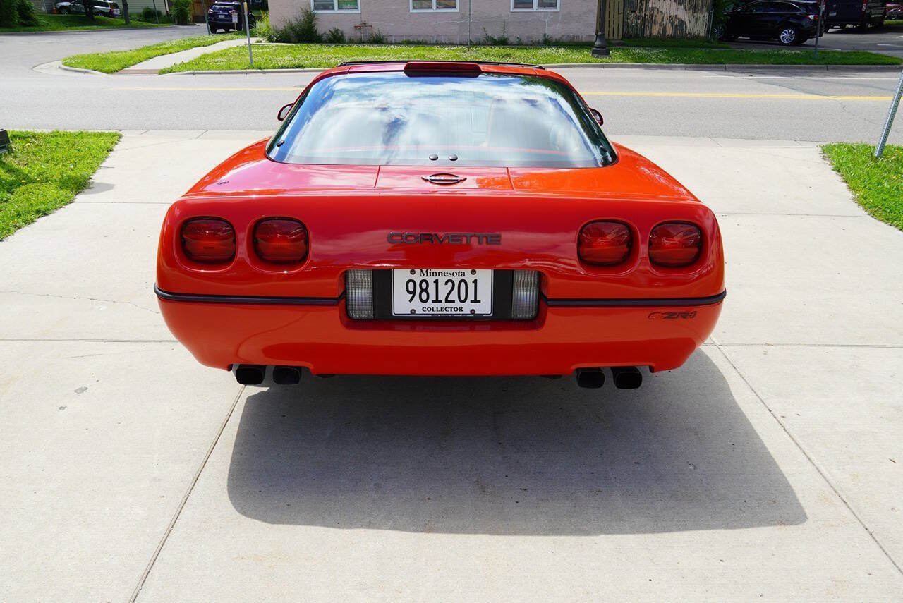 Used 1990 Chevrolet Corvette ZR-1 RWD image 29