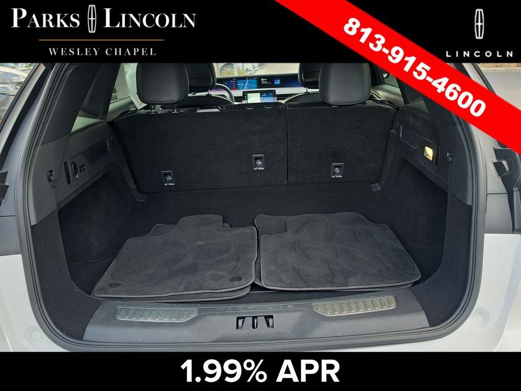 Certified 2024 Lincoln Nautilus Premier w/ Jet Appearance Package AWD/4WD image 8
