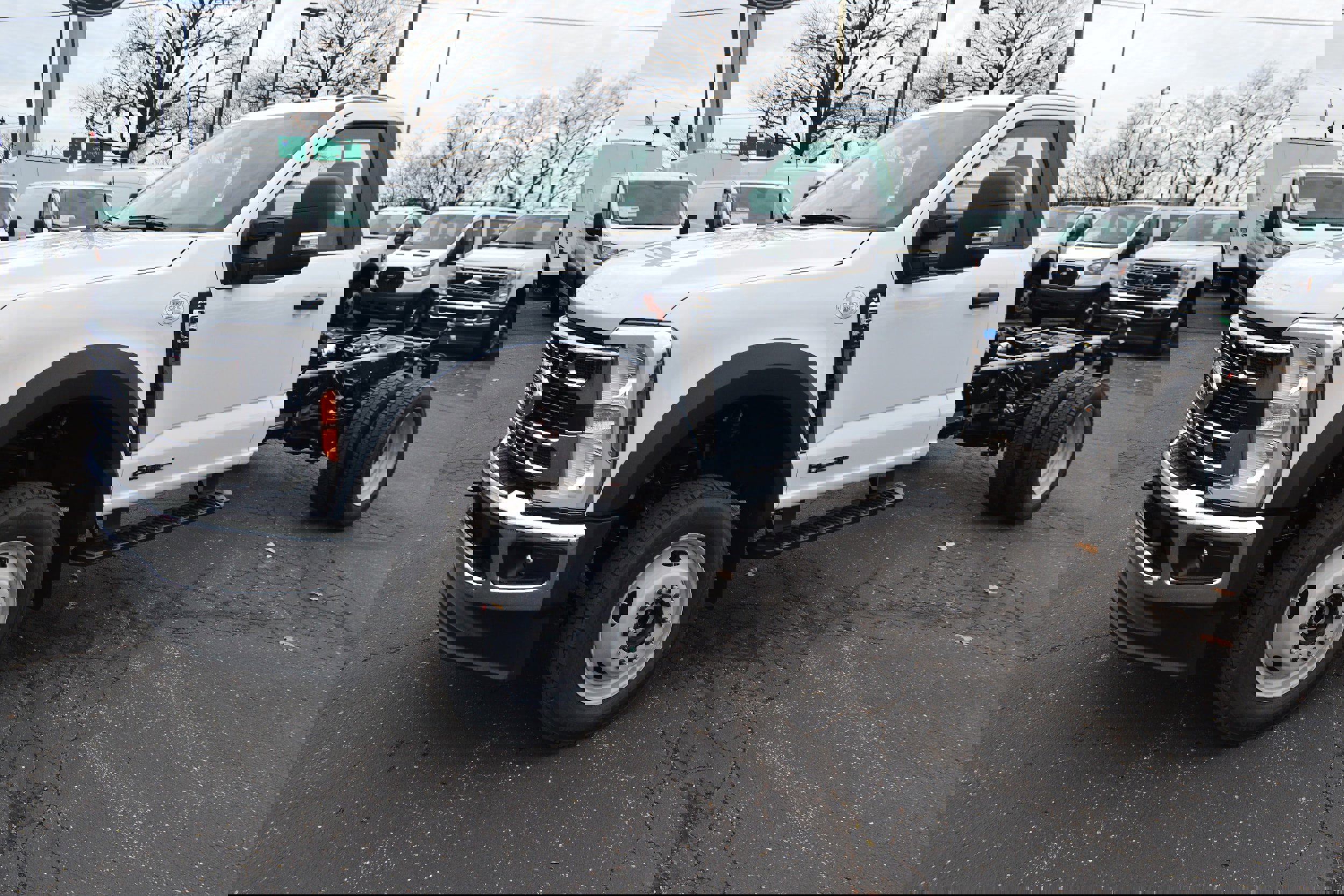 New 2025 Ford F550 4x4 Regular Cab Super Duty w/ XL Chrome Package