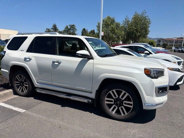 Used 2017 Toyota 4Runner Limited AWD/4WD image 3