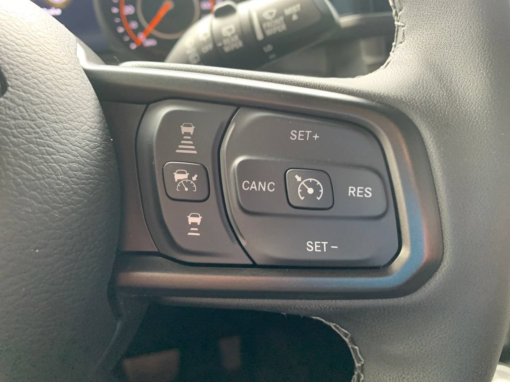 Used 2025 Jeep Wrangler Unlimited Rubicon AWD/4WD image 22