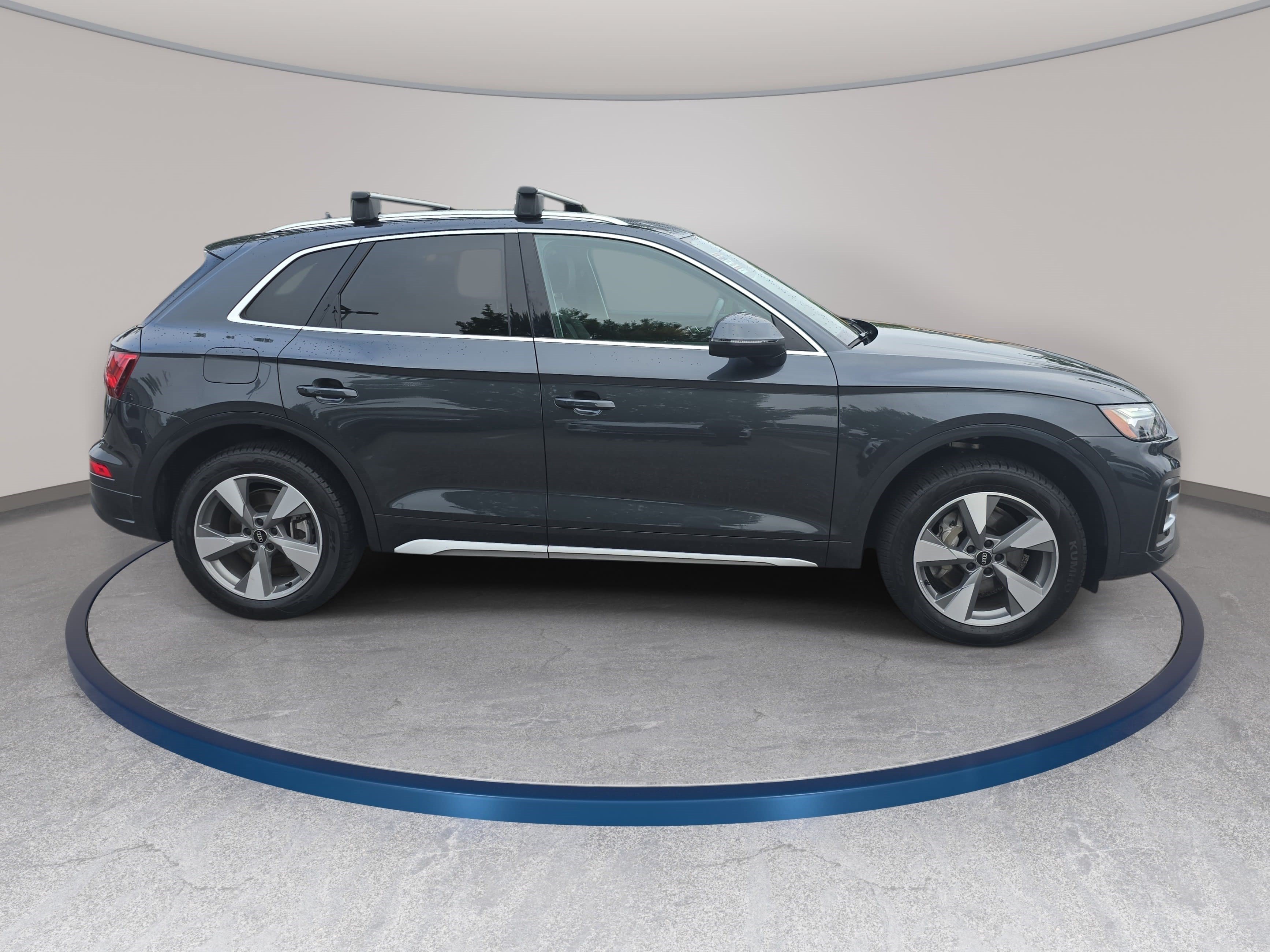 Used 2023 Audi Q5 2.0T Premium w/ Convenience Package AWD/4WD image 4