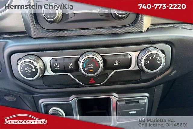 Used 2021 Jeep Wrangler Sport image 9