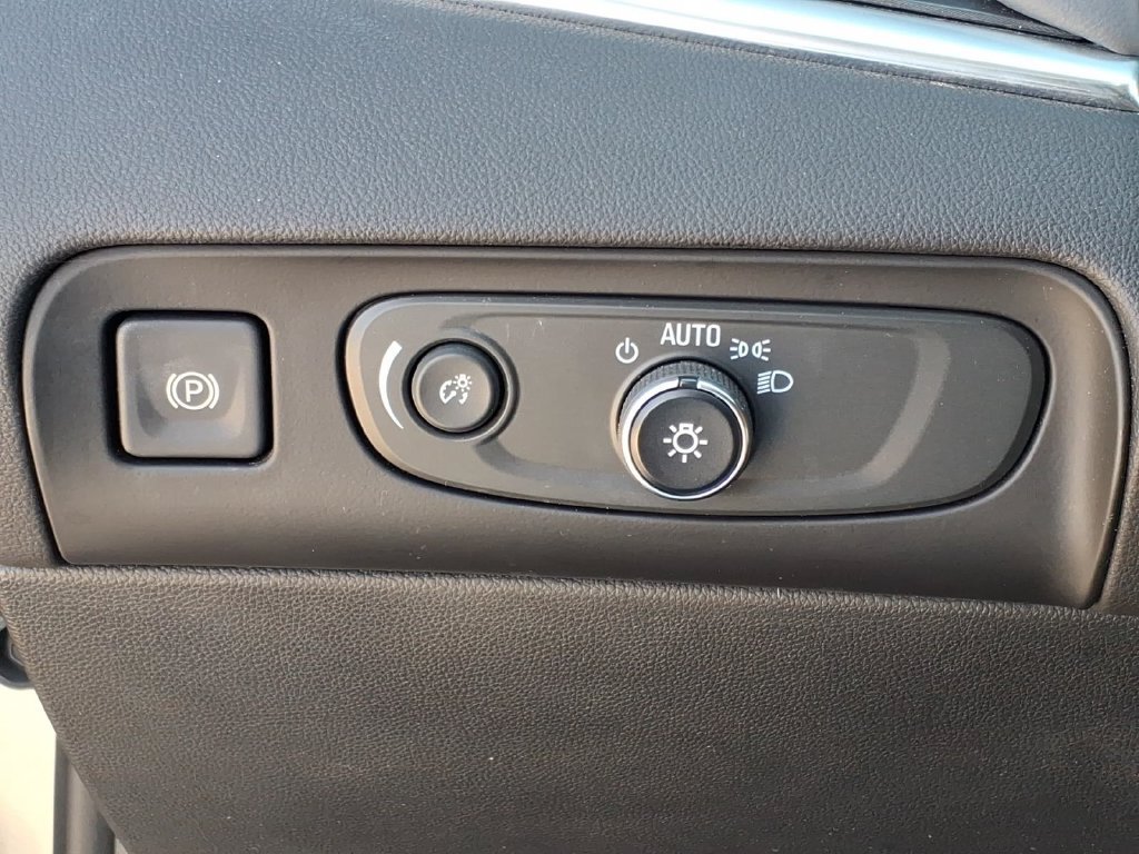 Used 2019 Buick Enclave Essence w/ Trailering Package, 5000 lbs. FWD image 20