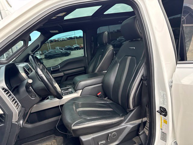 Used 2018 Ford F150 Platinum w/ Equipment Group 701A Luxury AWD/4WD image 9