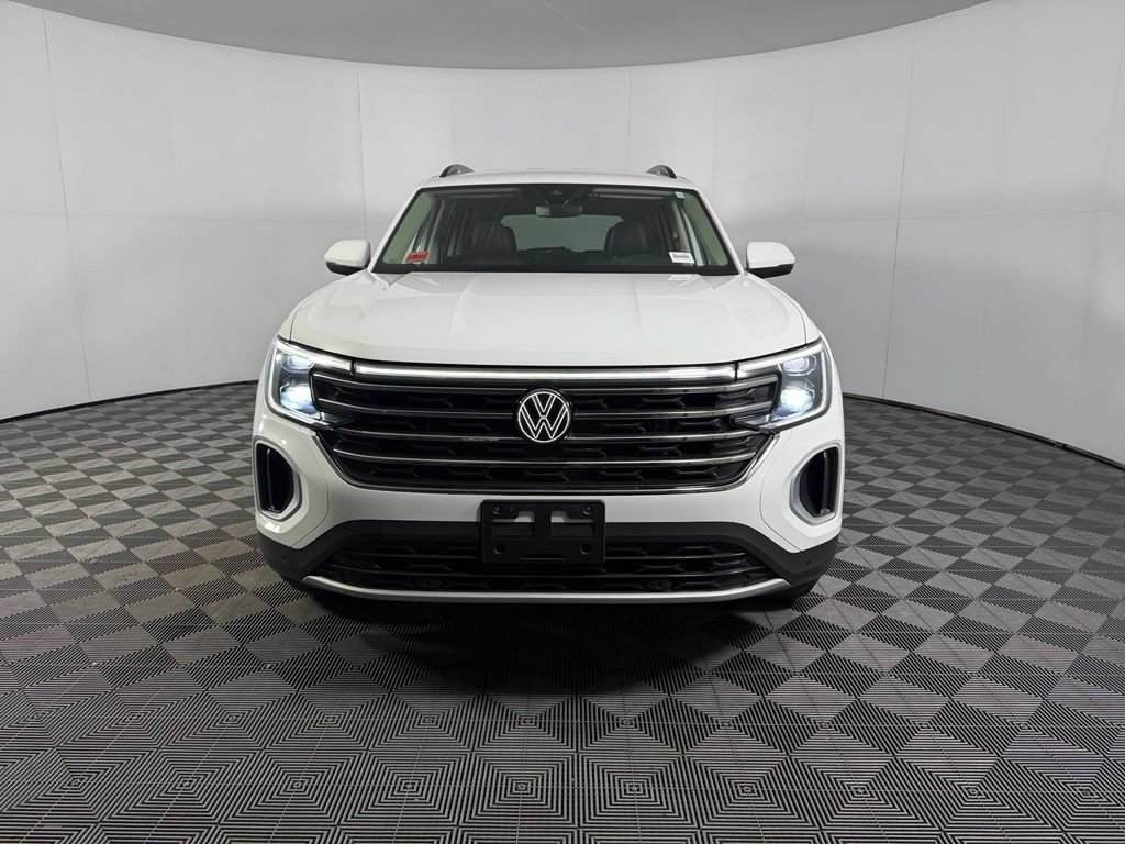 Used 2024 Volkswagen Atlas SE FWD image 11