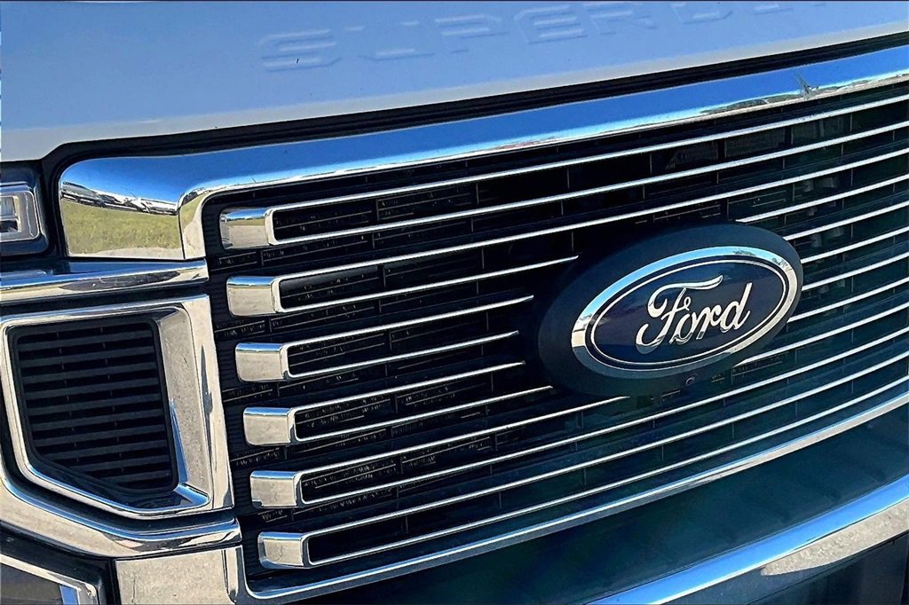 Used 2022 Ford F350 Lariat w/ Lariat Ultimate Package image 27