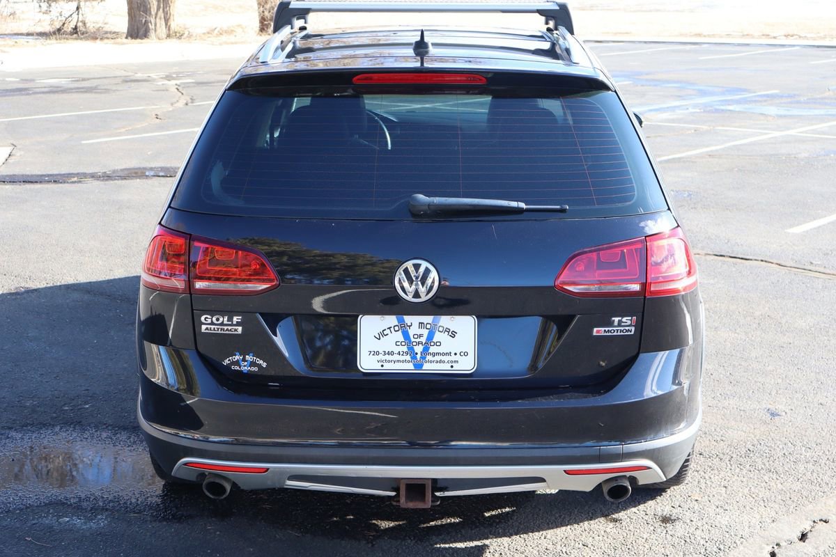 Used 2017 Volkswagen Golf Alltrack SEL image 6
