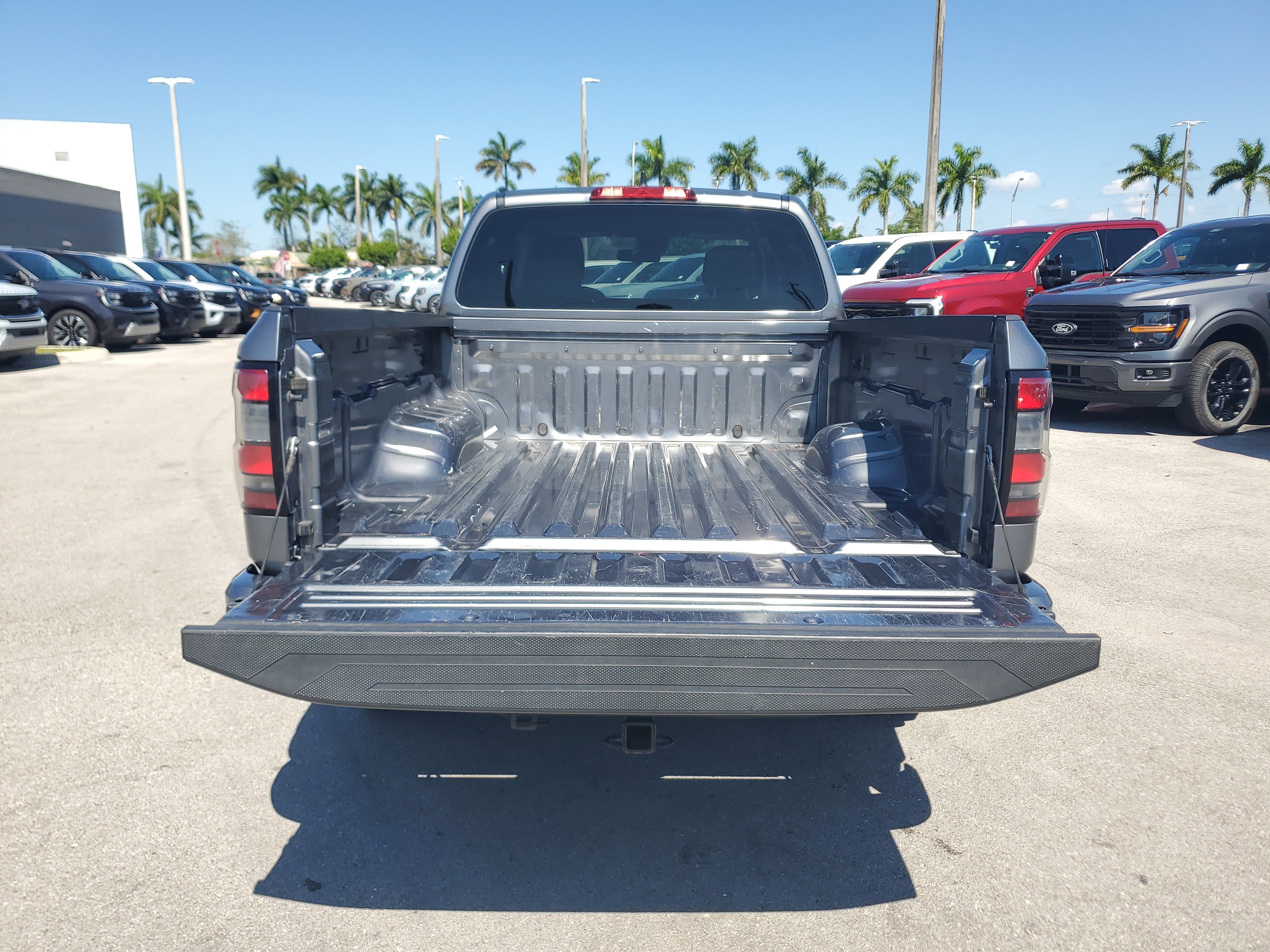 Certified 2023 Nissan Frontier SV RWD image 11