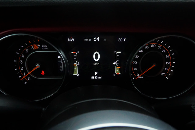 Used 2023 Jeep Wrangler Unlimited Rubicon AWD/4WD image 15