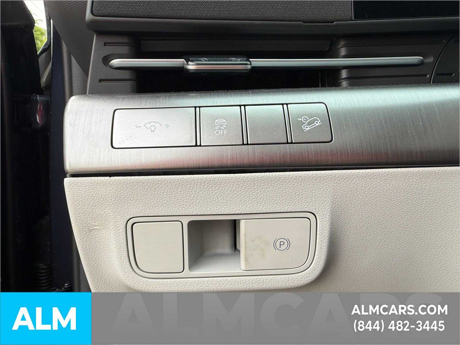 Used 2024 Hyundai Kona SEL w/ Convenience Package image 24