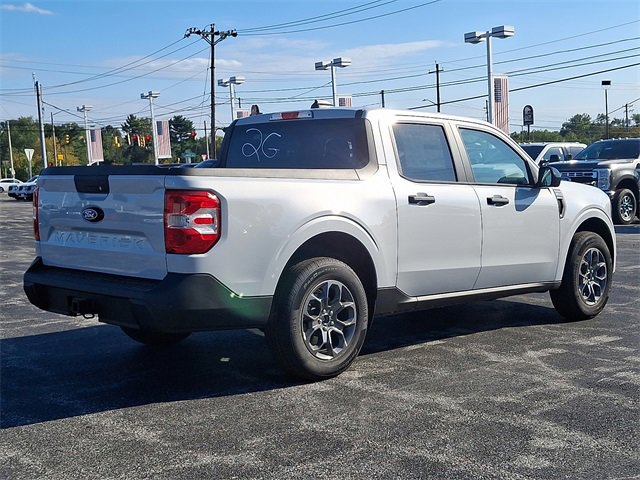 New 2025 Ford Maverick XLT w/ XLT Luxury Package image 5