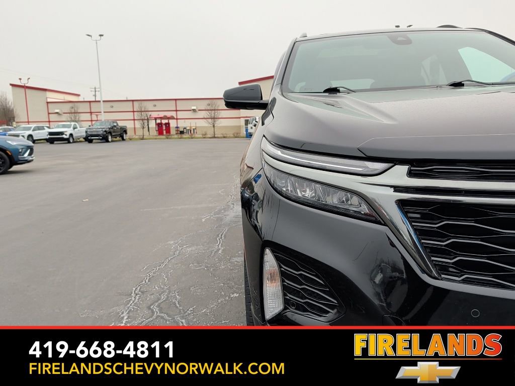 Certified 2022 Chevrolet Equinox RS w/ RS Leather Package image 10