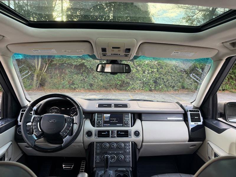 Used 2012 Land Rover Range Rover Supercharged image 26