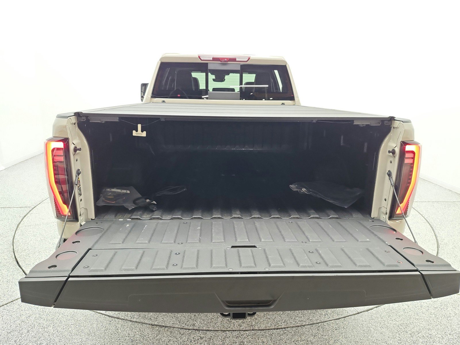 Used 2026 GMC Sierra 2500 AT4X w/ AT4X AEV Edition AWD/4WD image 21