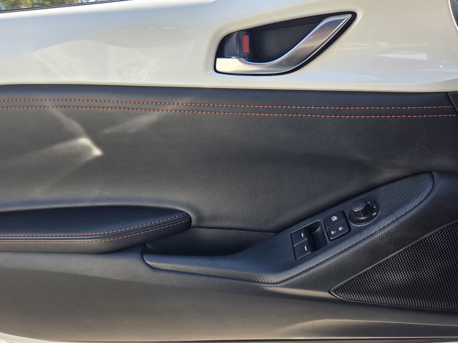 Used 2023 MAZDA MX-5 Miata Grand Touring RWD image 18