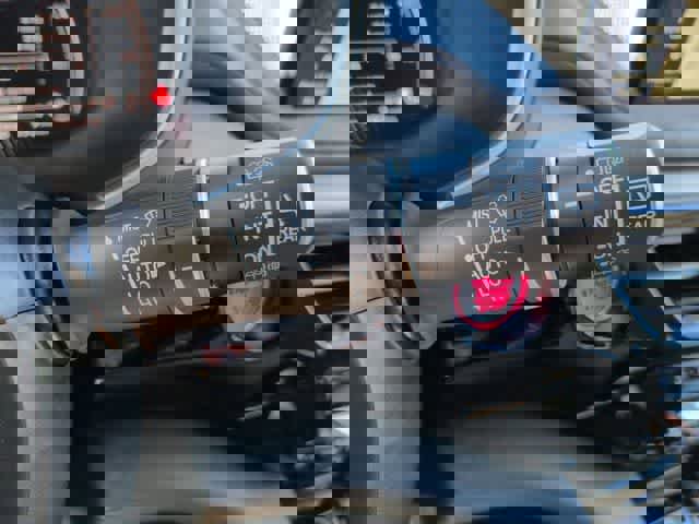 Used 2026 Acura MDX SH-AWD w/ Technology Package image 28