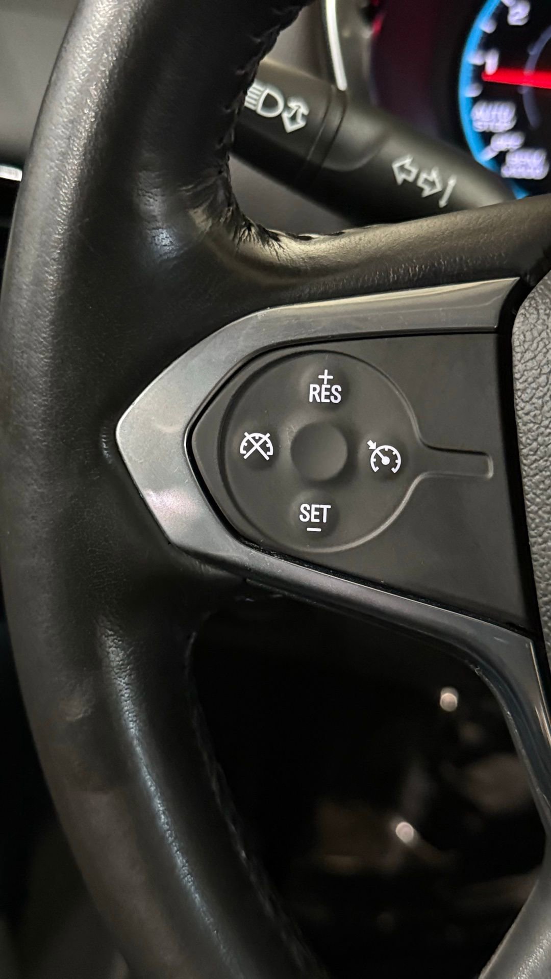 Used 2020 Chevrolet Traverse LT image 74