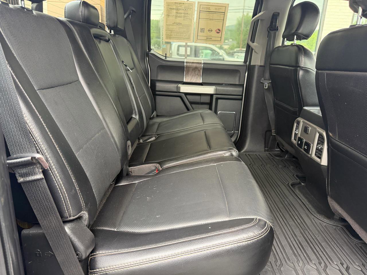 Used 2018 Ford F450 Lariat w/ Lariat Value Package AWD/4WD image 22