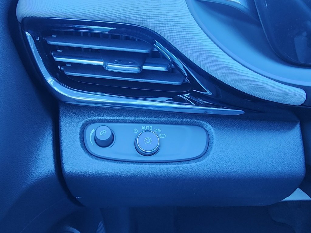 New 2026 Buick Envista Avenir image 18