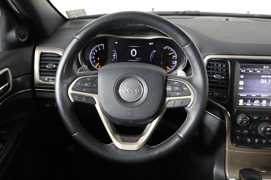 Used 2017 Jeep Grand Cherokee Limited AWD/4WD image 7