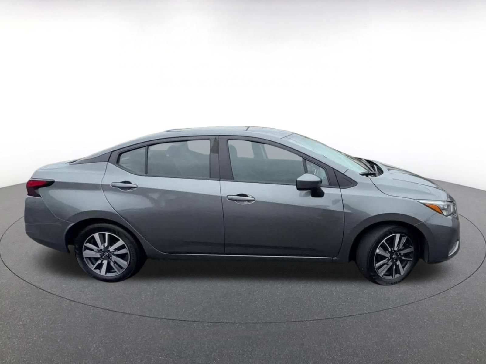 Used 2025 Nissan Versa SV FWD image 16