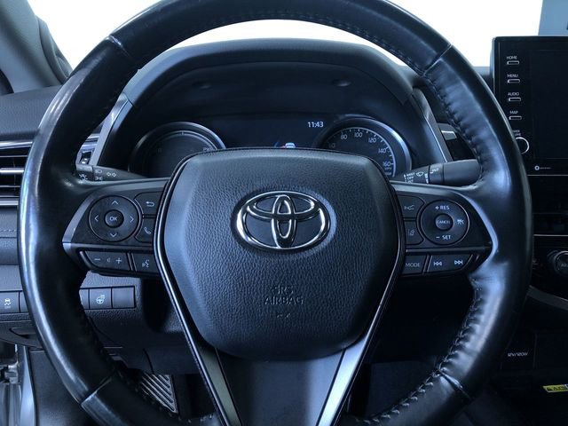 Used 2022 Toyota Camry XSE image 16