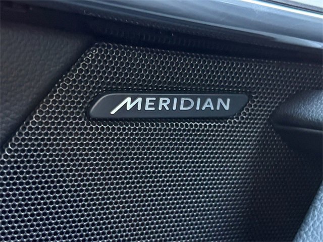 Used 2018 Jaguar F-TYPE Base image 22