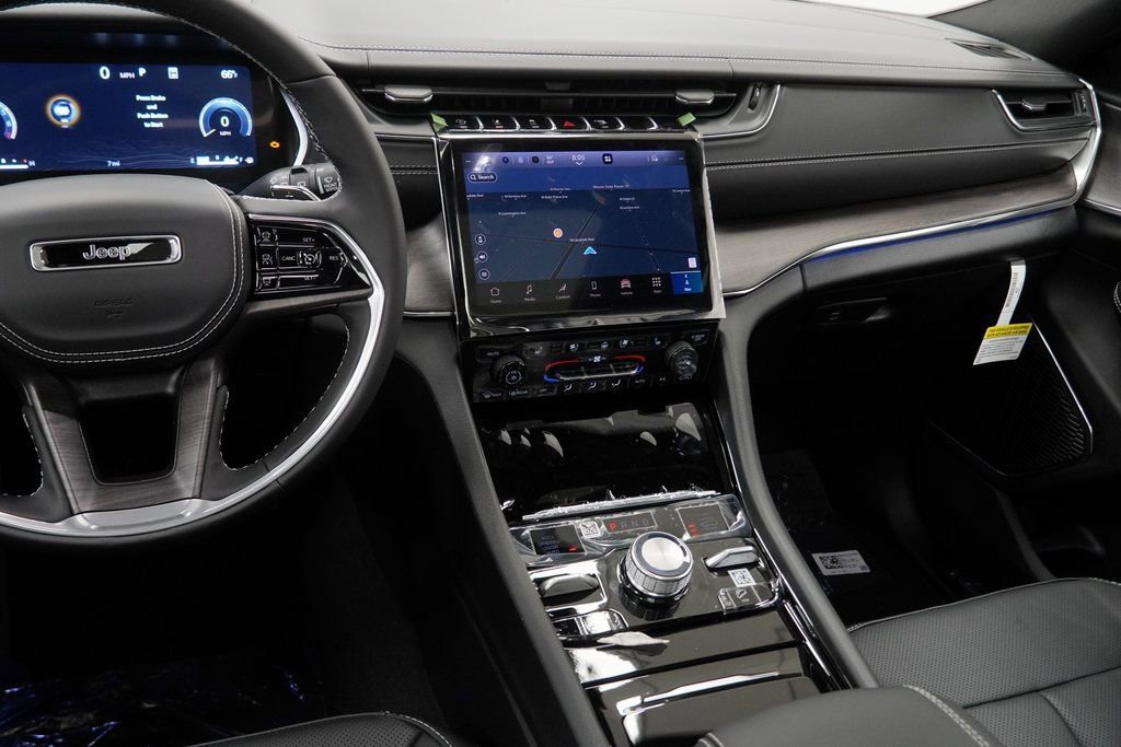 New 2025 Jeep Grand Cherokee L Overland image 21