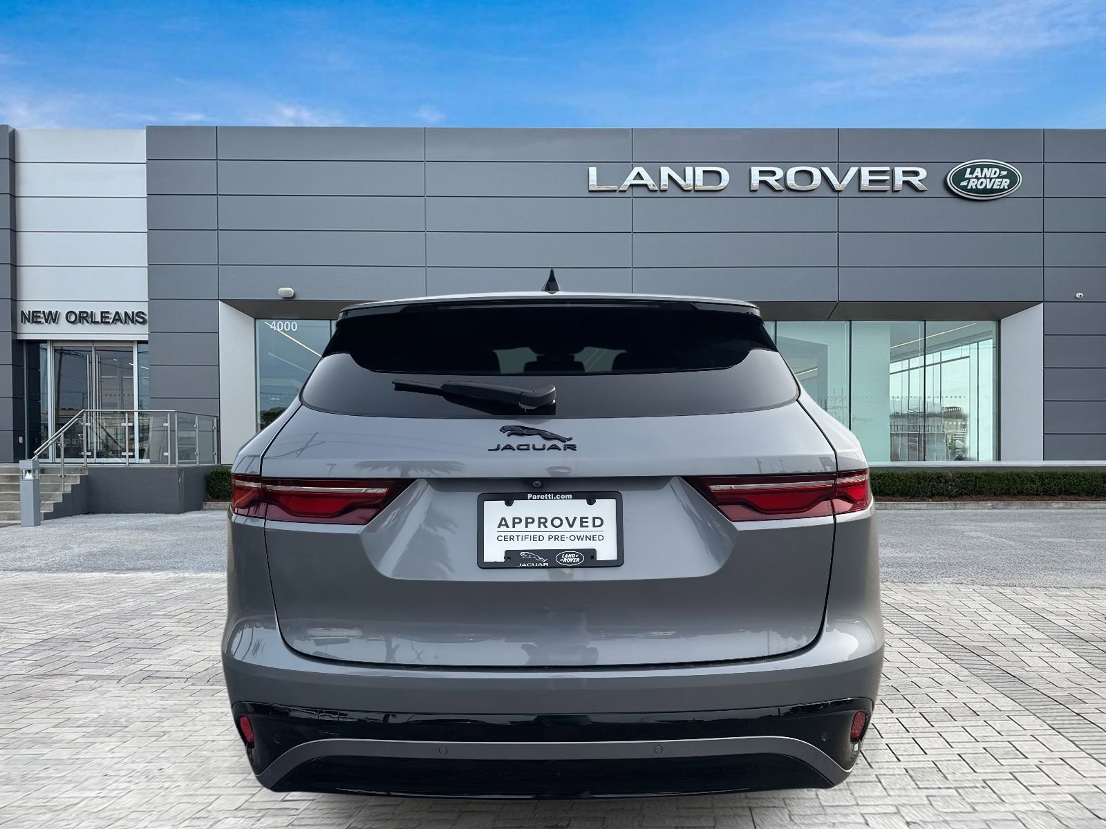 Used 2025 Jaguar F-PACE R-Dynamic S image 7