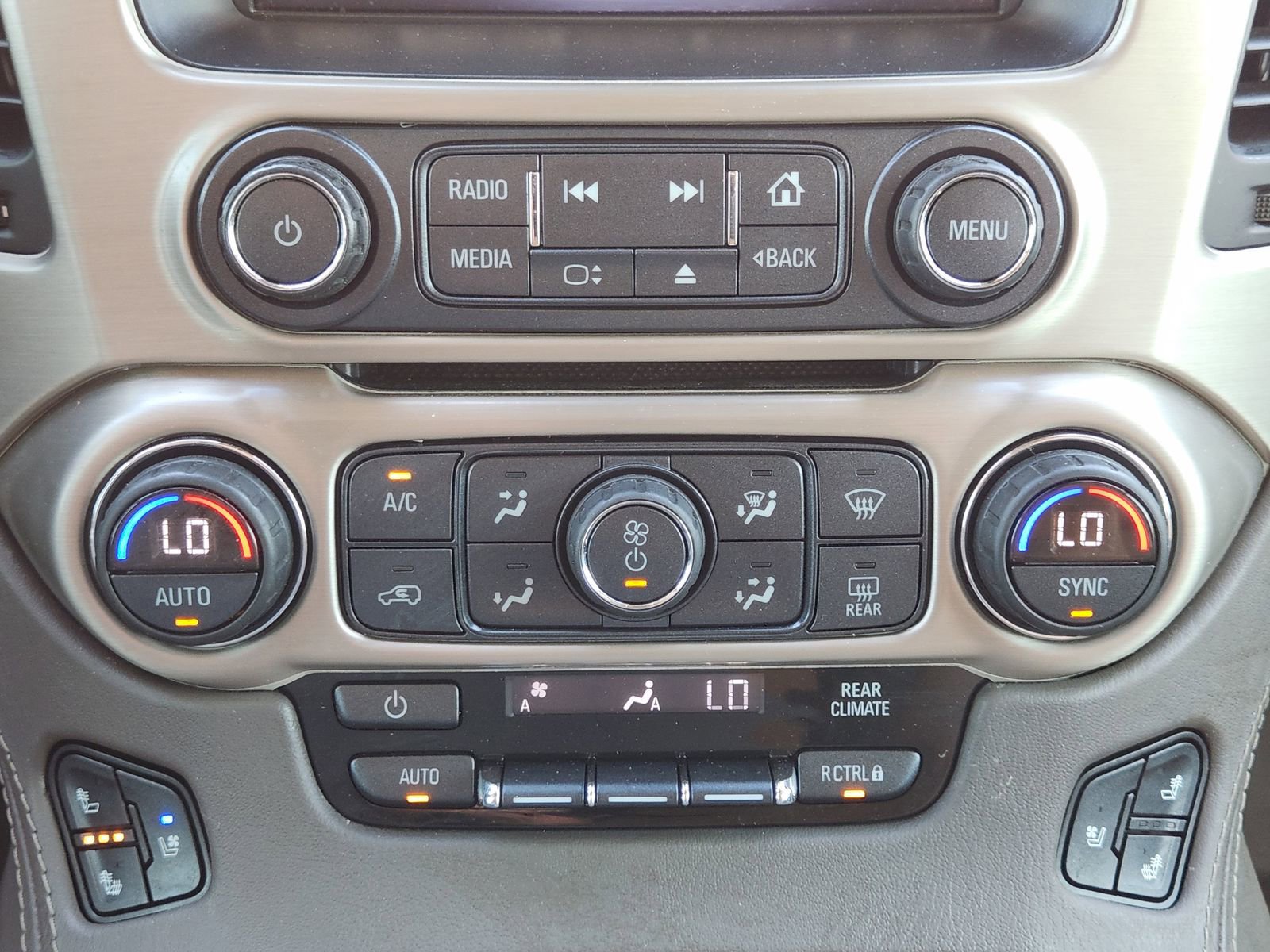 Used 2018 GMC Yukon XL Denali w/ Open Road Package AWD/4WD image 20