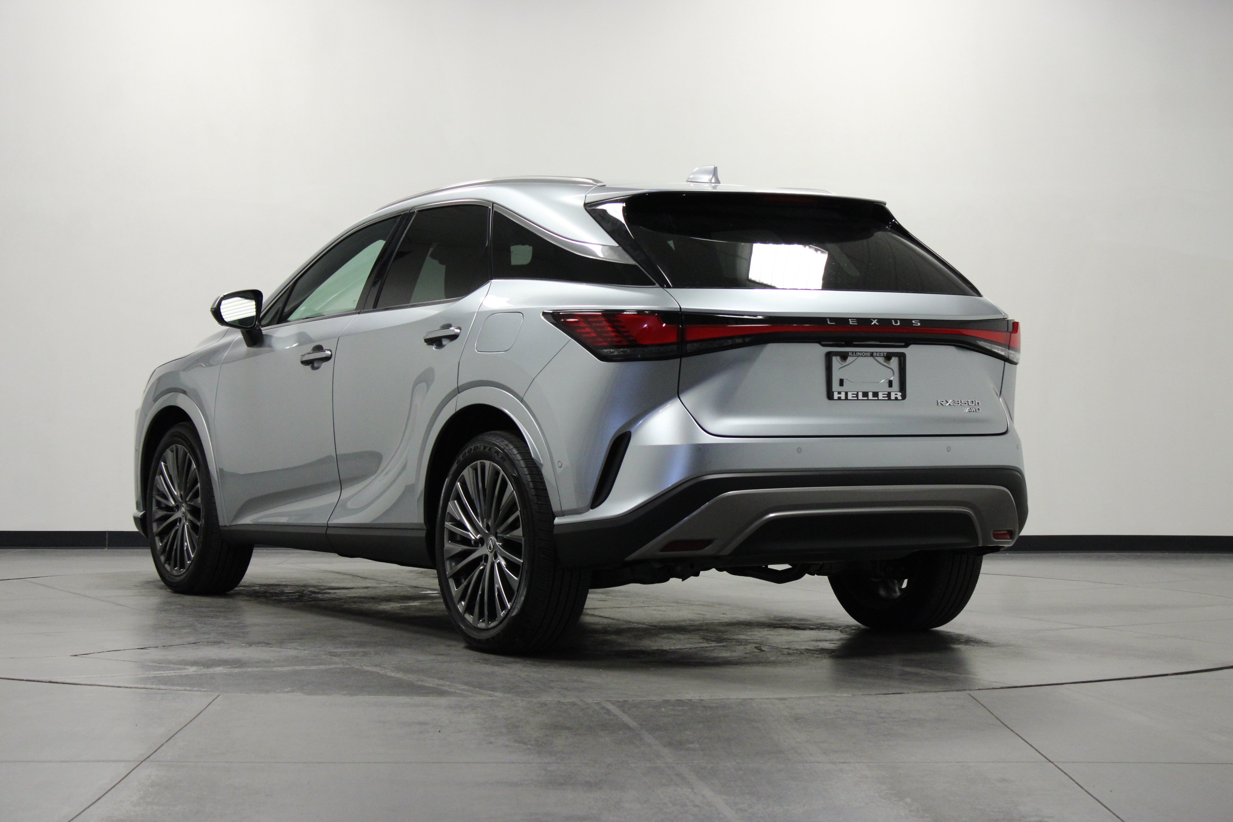 Used 2025 Lexus RX 350 w/ Convenience Package AWD/4WD image 6