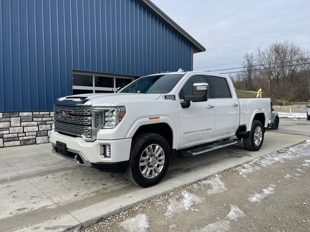 Used 2023 GMC Sierra 3500 Denali w/ Denali Ultimate Package image 3