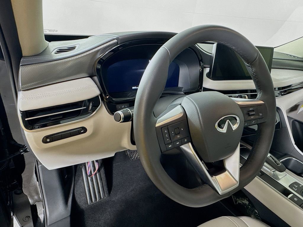 Certified 2026 INFINITI QX60 Pure w/ Cargo Package AWD/4WD image 13