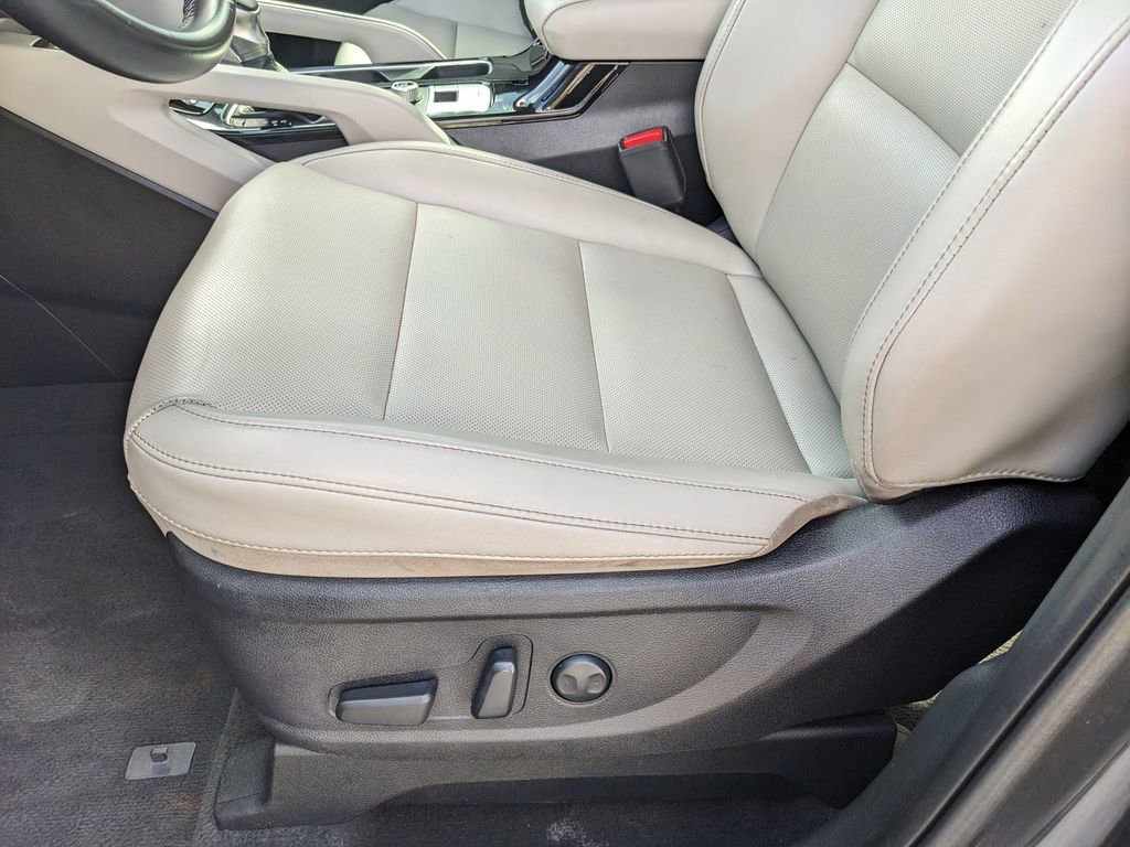 Certified 2024 Kia Telluride S w/ S Sunroof Package image 21