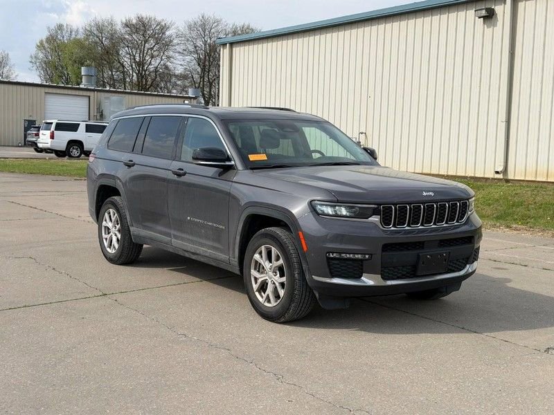 Used 2022 Jeep Grand Cherokee L Limited image 1