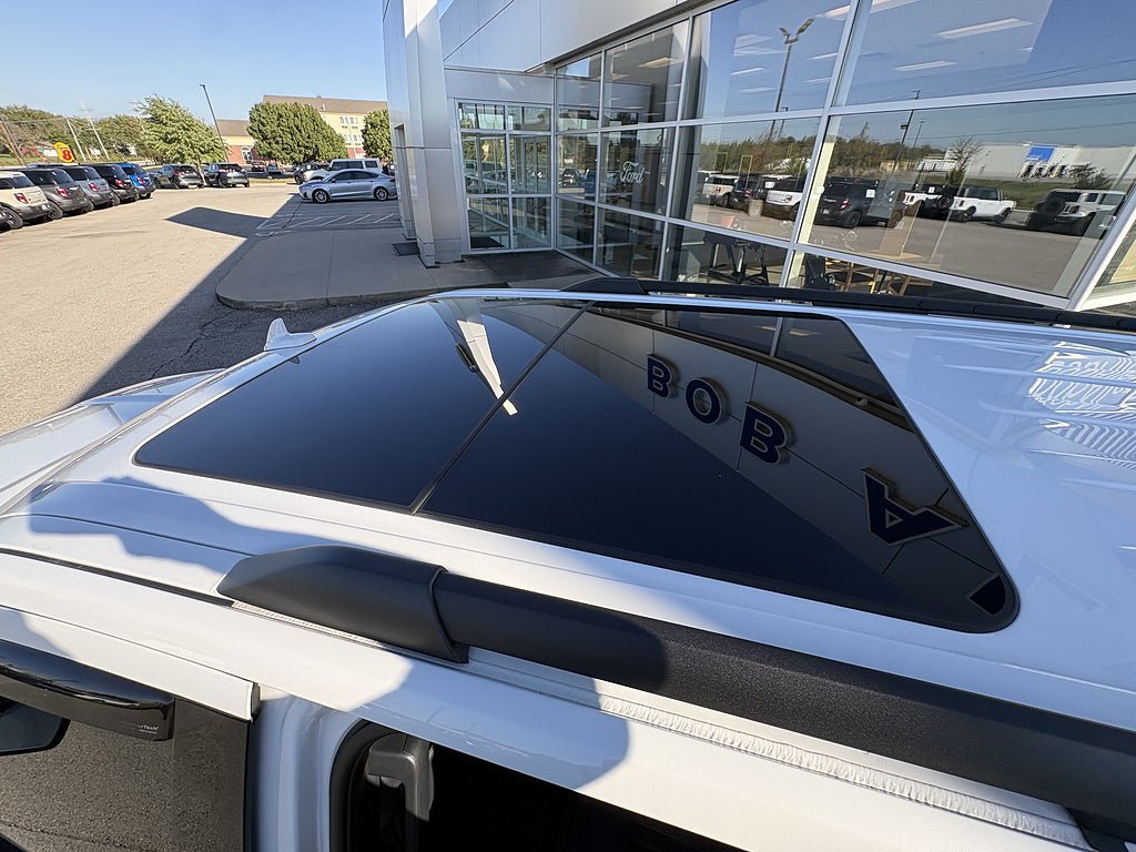 Used 2023 Ford Expedition Limited AWD/4WD image 19