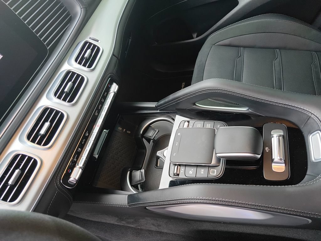 Used 2025 Mercedes-Benz GLS 63 AMG 4MATIC image 12